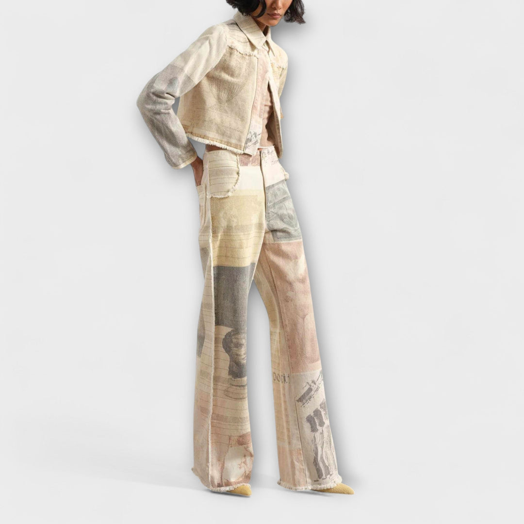 Rhea – Jeans a gamba larga stampate con un tocco vintage