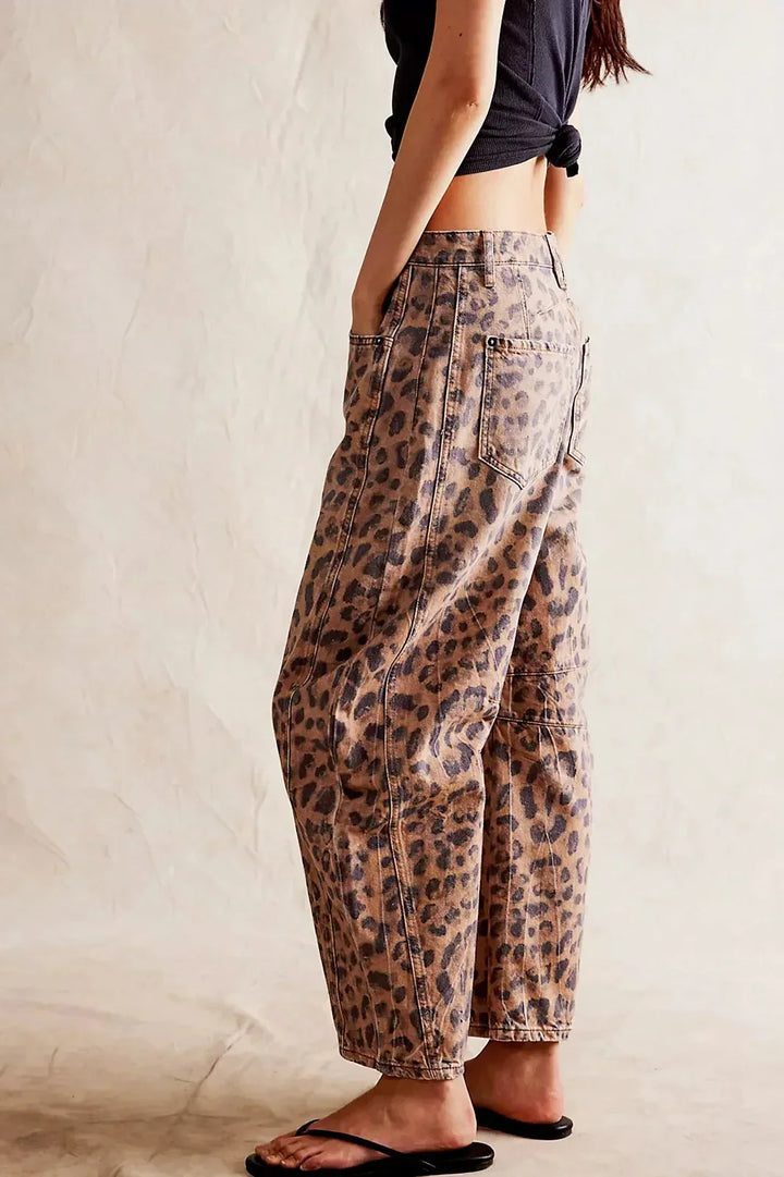 Sofia™ | Jeans Barrel con Stampa Leopardo