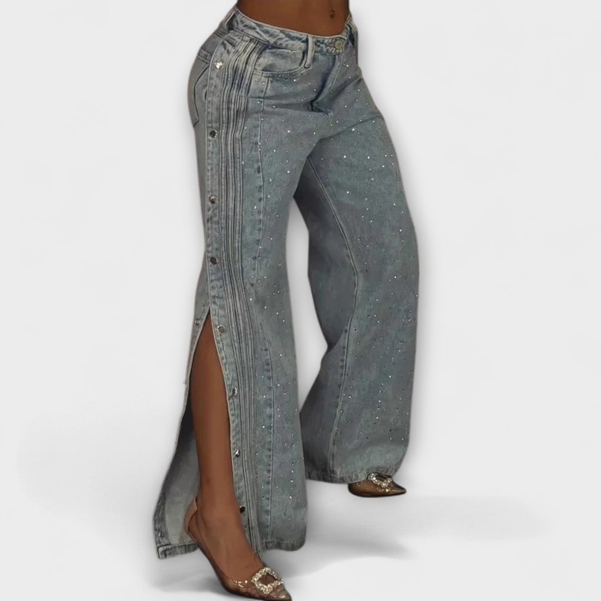 Nola - Jeans a Vita Alta con Decorazioni in Strass e Bottoni Laterali