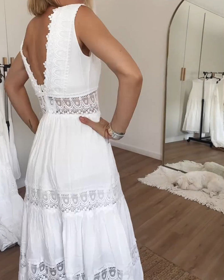ALYSSA | Abito Midi Senza Maniche con Scollo a V e Delicati Dettagli in Pizzo