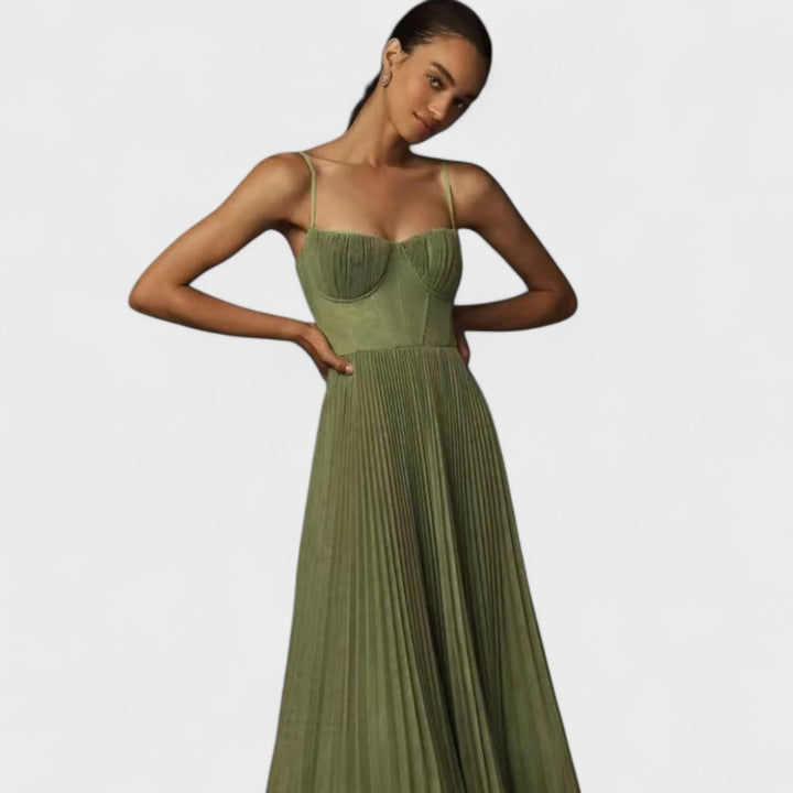Elodie - Il vestito con eleganza