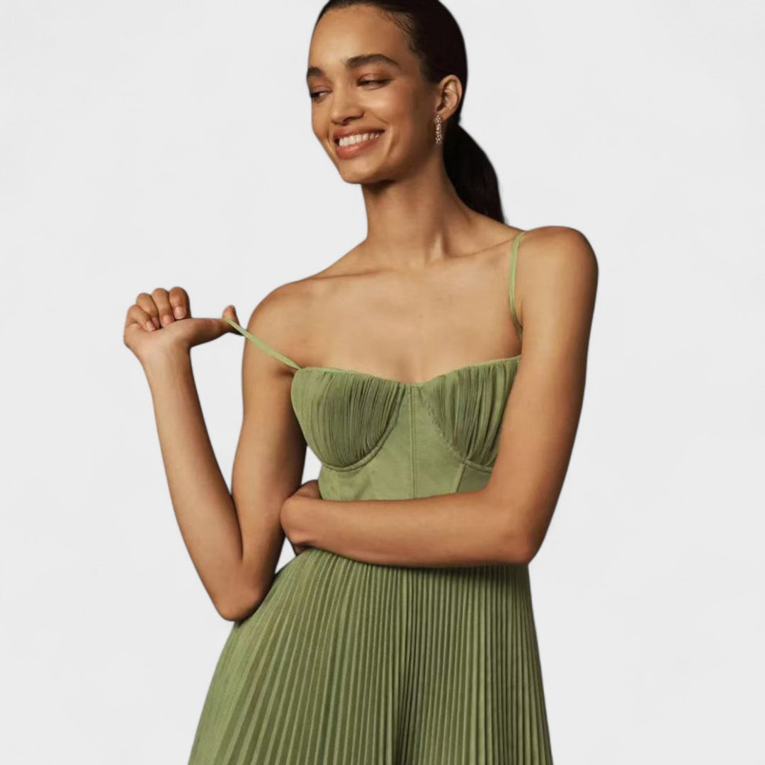 Elodie - Il vestito con eleganza
