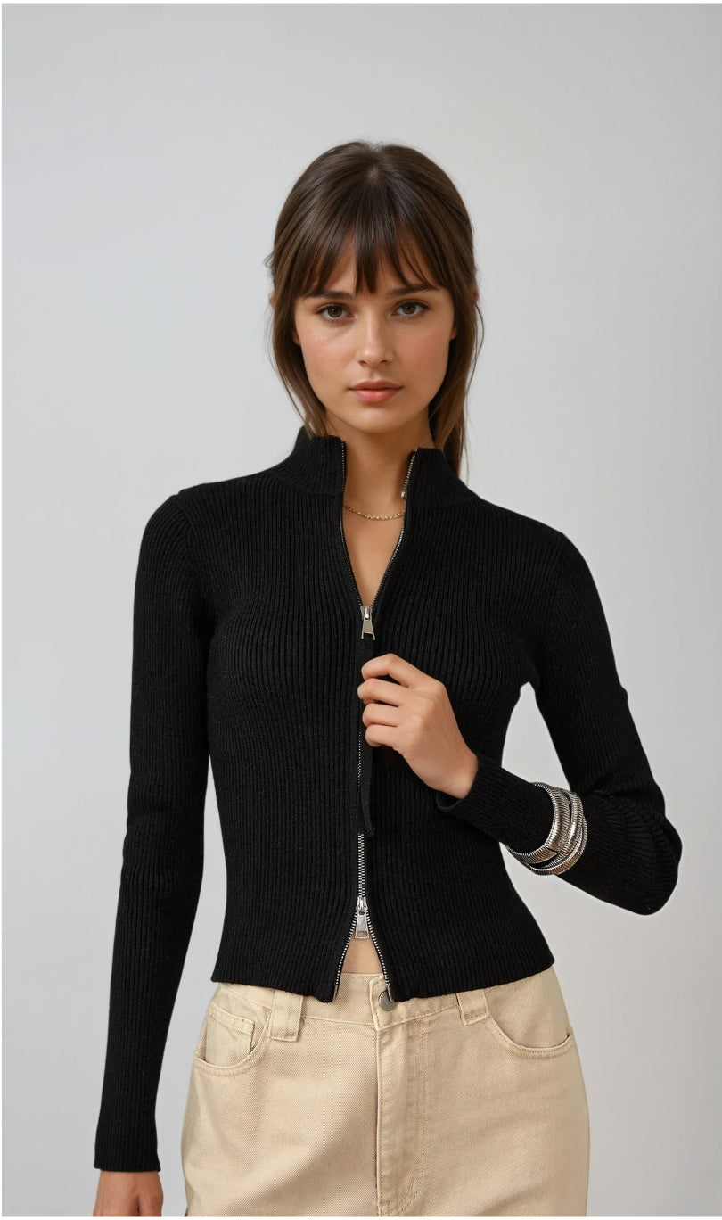 Sofia™ | Zarae – Maglione a Coste con Zip