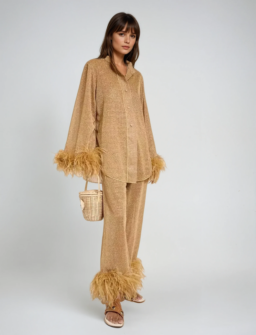 Sofia™ | Liya - Set Due Pezzi con Collo di Piume