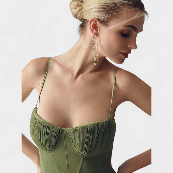 Elodie - Il vestito con eleganza