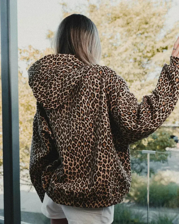 Sofia™ | Felpa con cappuccio Fierce Cheetah di Lyra
