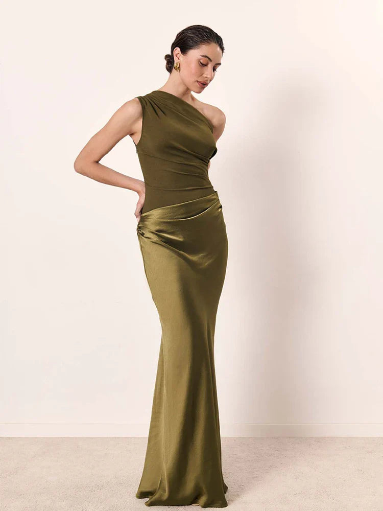 Sophia | Abito Maxi in Raso a Spalla Scoperta