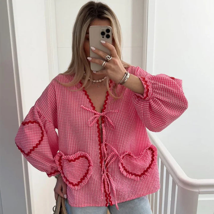 Sofia™ | Isabelle – Elegante Blusa a Forma di Cuore