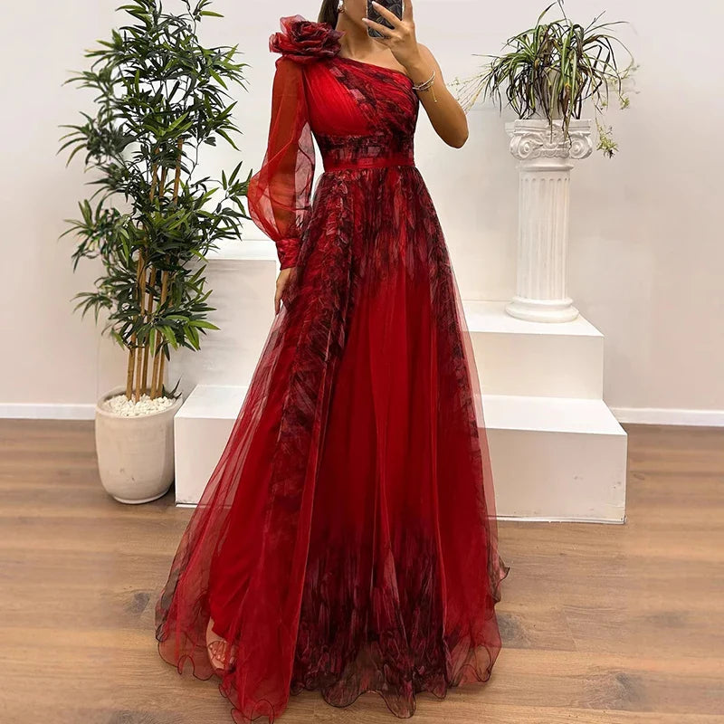 Judith - Maxi Dress in Stile Trendy con Spalla Scoperta e Stampa in Rete