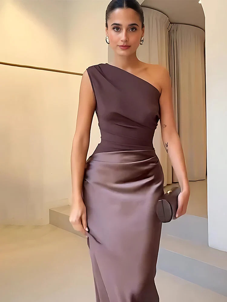 Sophia | Abito Maxi in Raso a Spalla Scoperta