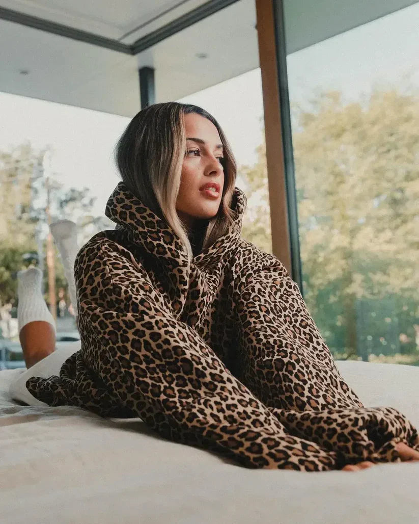 Sofia™ | Felpa con cappuccio Fierce Cheetah di Lyra