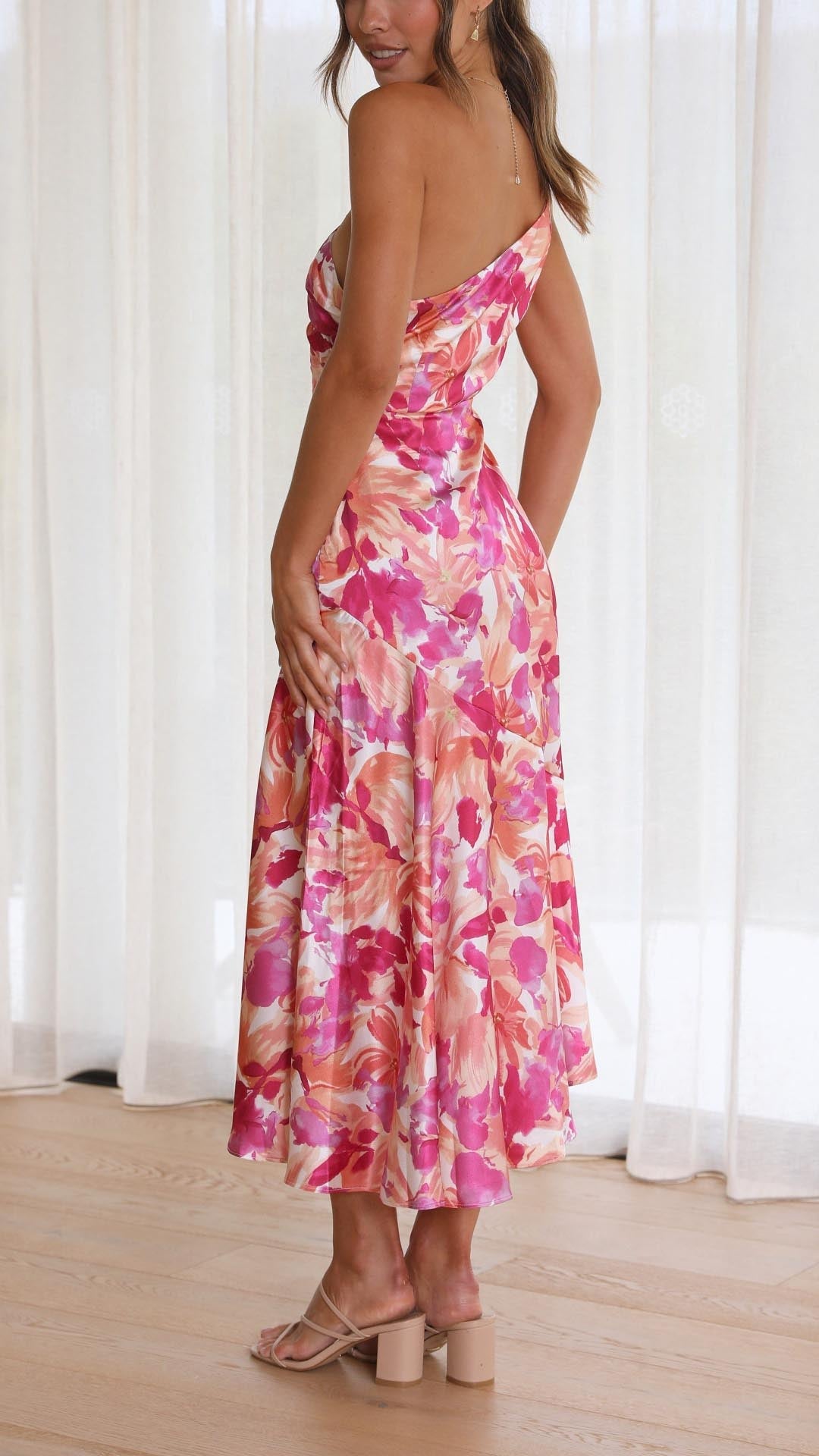 Sophie | Abito Midi Floreale con Spalla Scoperta