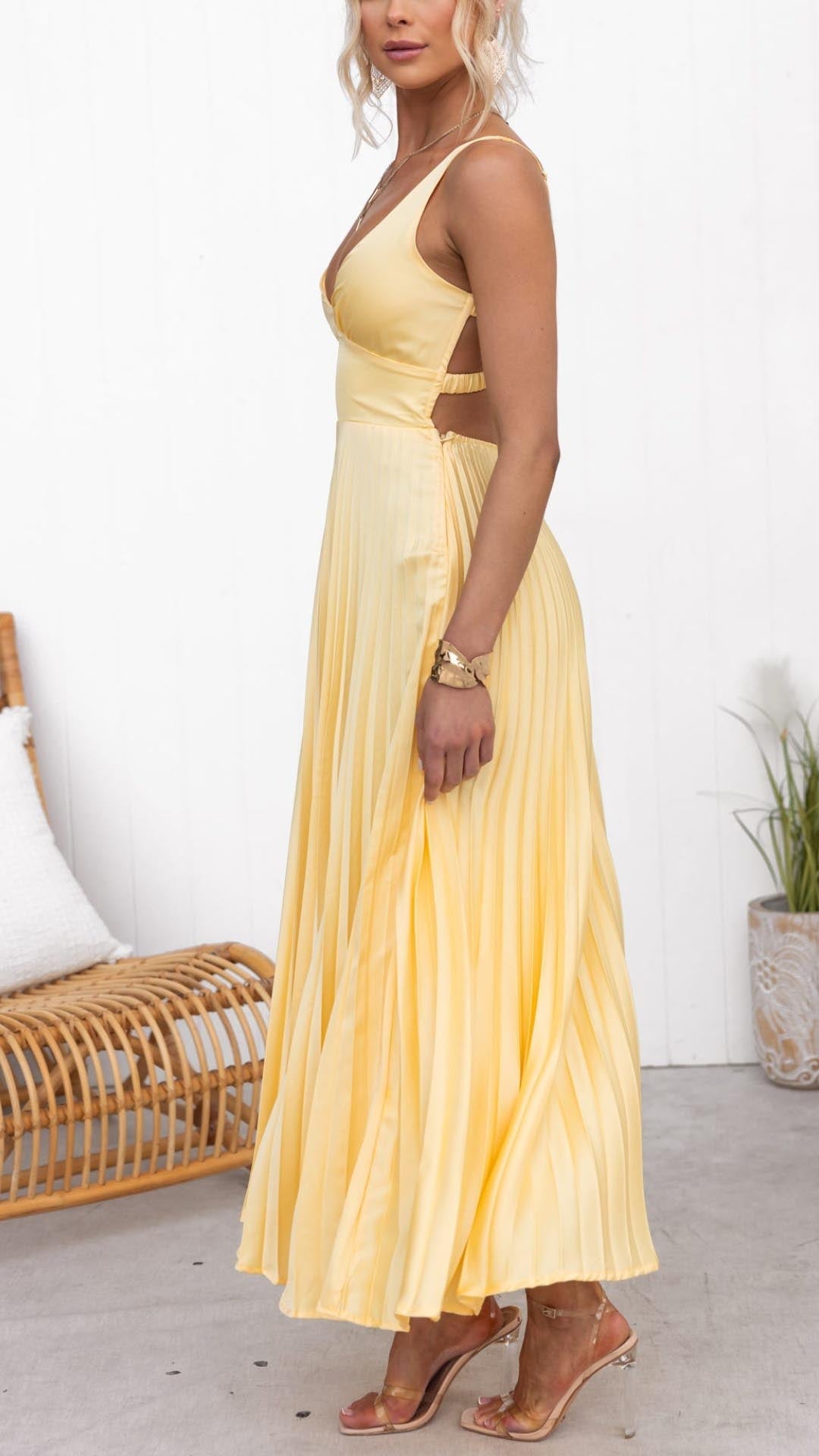 Lucy | Abito Maxi Plissettato con Scollatura a V