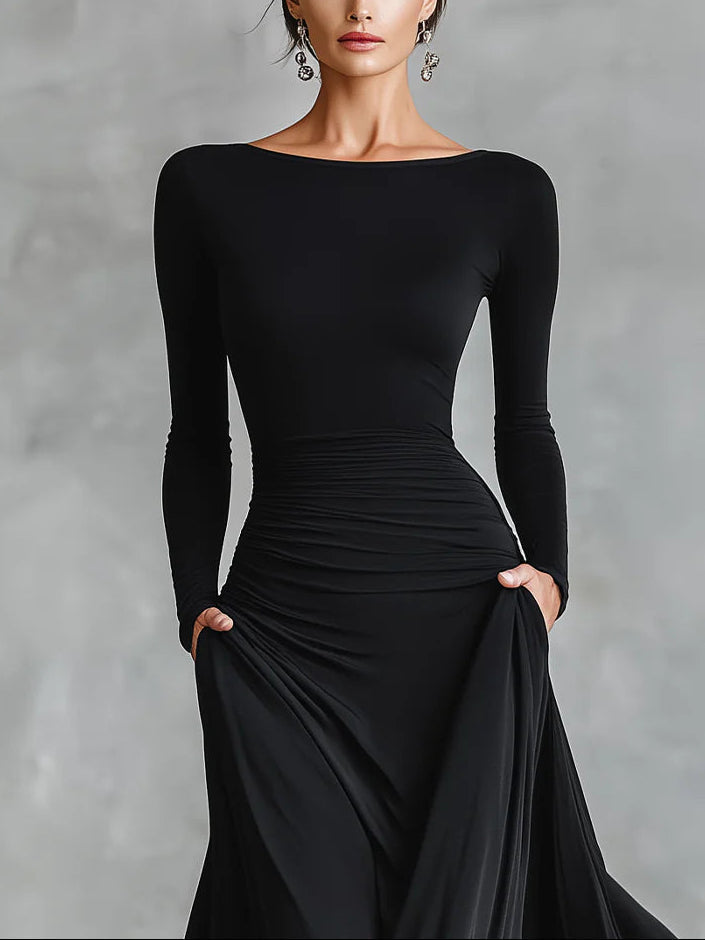 Fiorella™ - Abito lungo moderno in crepe nero con scollatura a barca plissettata