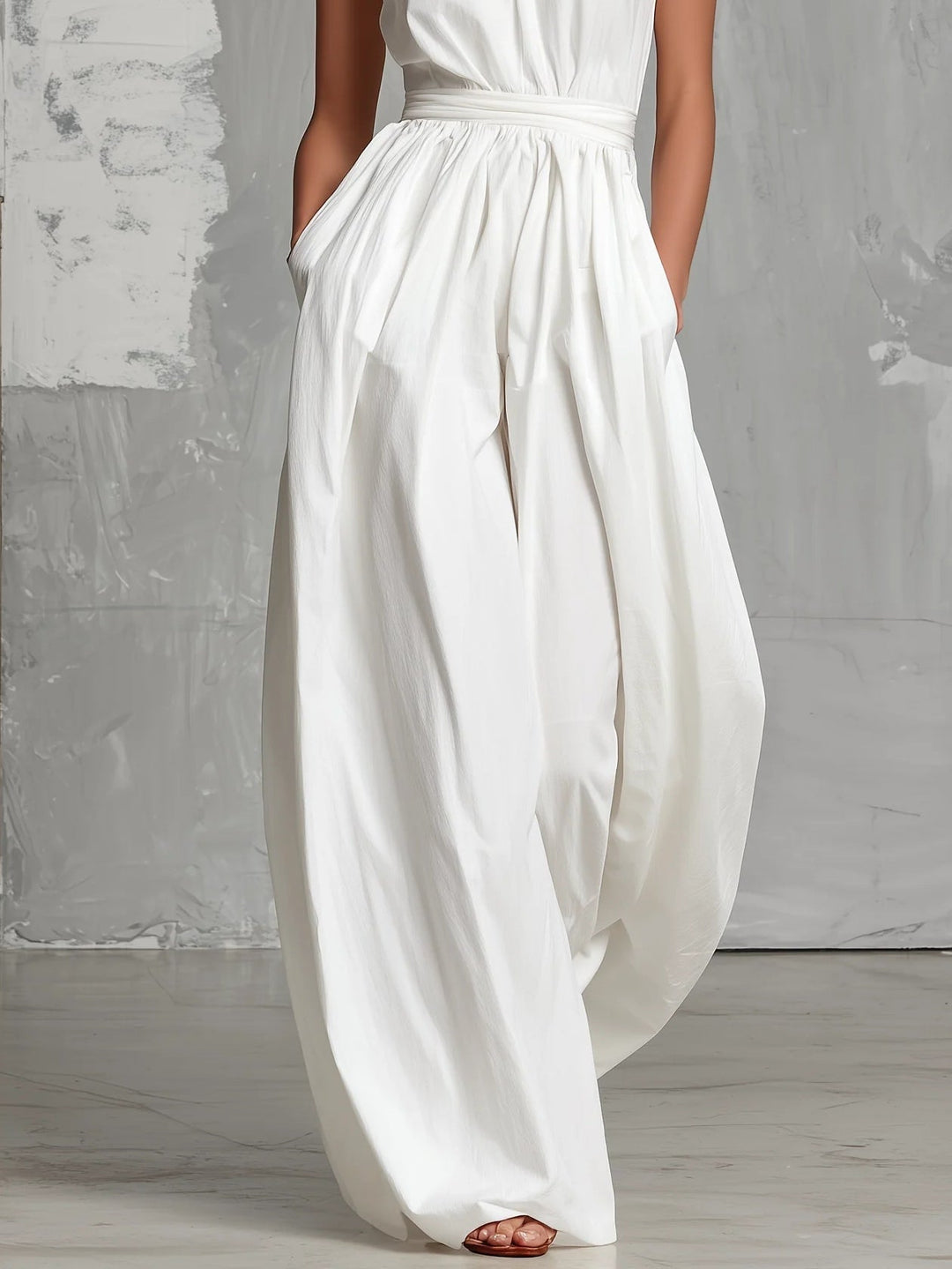 Bianca | Tuta Halter Elegante Minimal