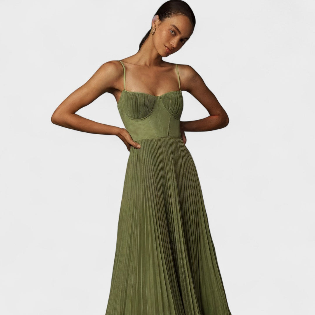 Elodie - Il vestito con eleganza