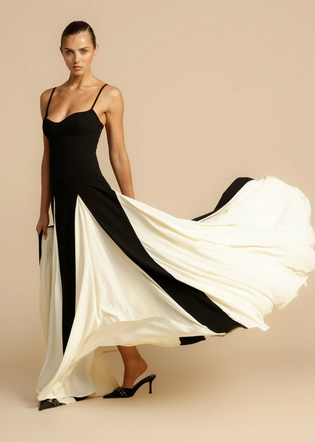 Bianca – Abito da Sera Elegante